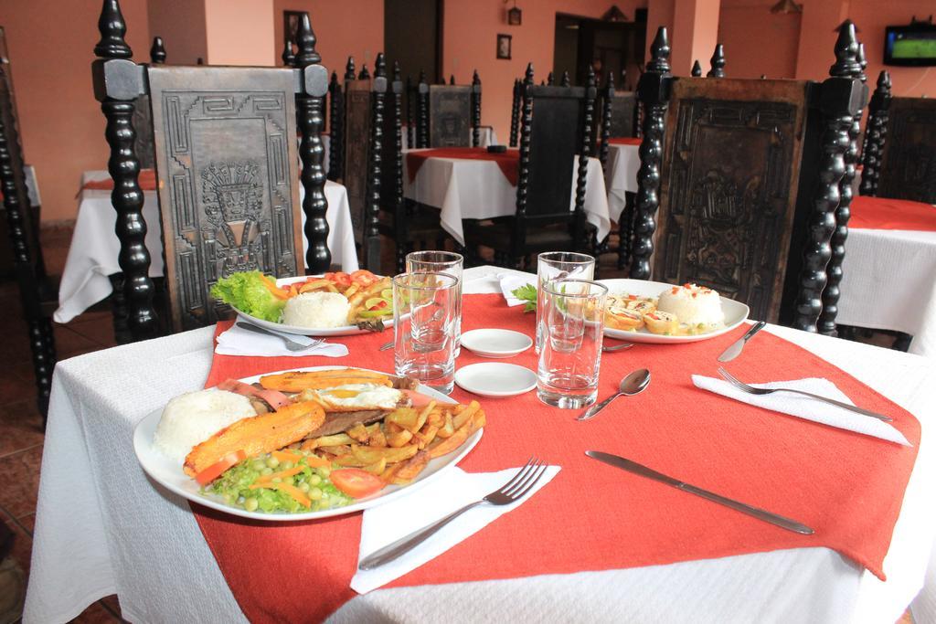 Ebony Hotel Huaraz  Buitenkant foto
