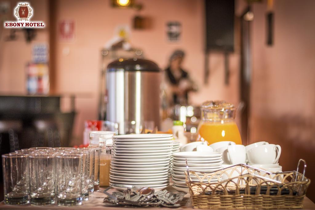 Ebony Hotel Huaraz  Buitenkant foto