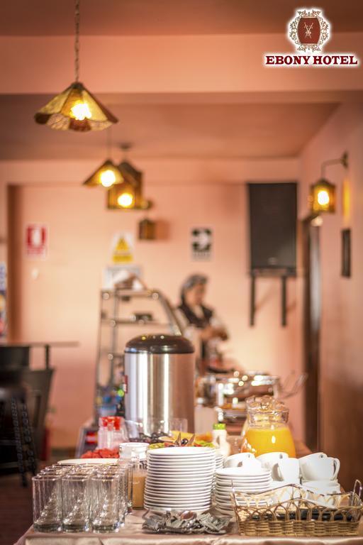 Ebony Hotel Huaraz  Buitenkant foto