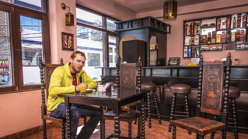 Ebony Hotel Huaraz  Buitenkant foto